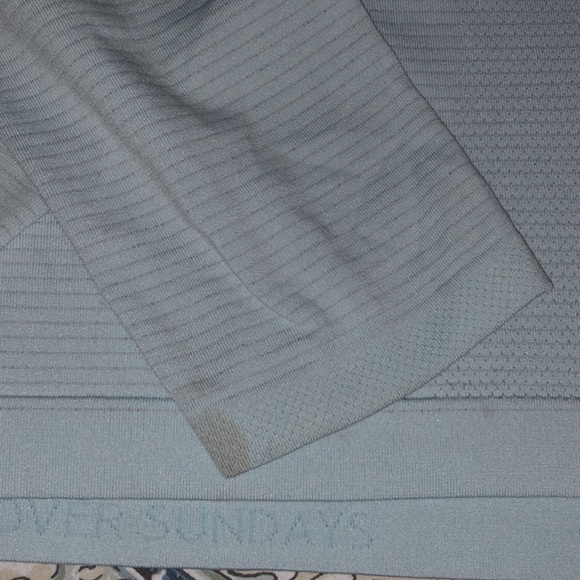 LULULEMON light blue swiftly - Picture 4 of 6